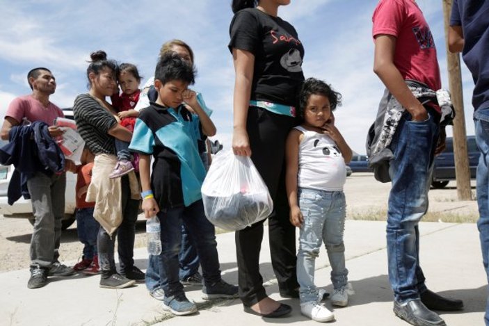 Meksika'da göçmen konvoyu durduruldu