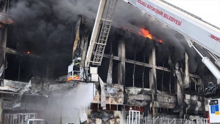 4 kişinin öldüğü fabrika yangını sonrası gözaltı kararı