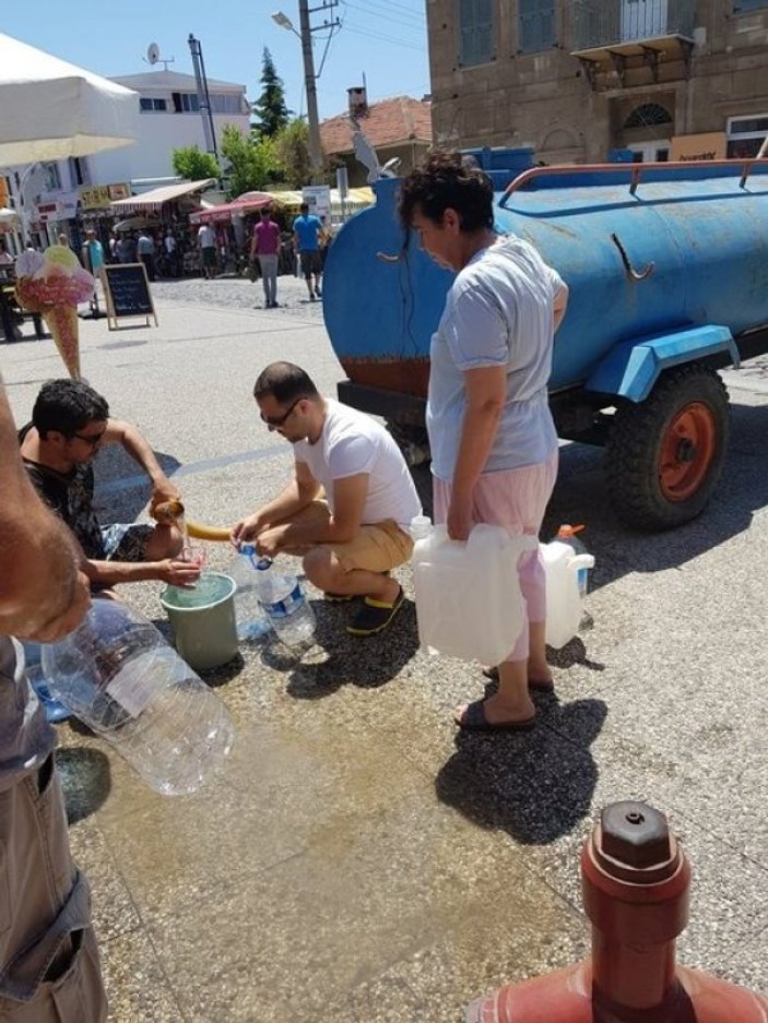 İzmir'de su kesintileri yaşanıyor