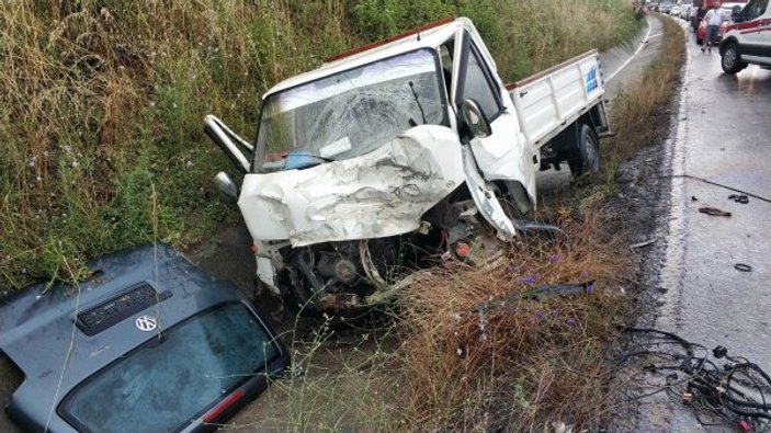 Samsun'da kamyonet ve tır kazası: 3 yaralı