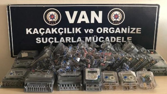 Van'da elektrik dağıtım şirketi çalışanları rüşvet aldı