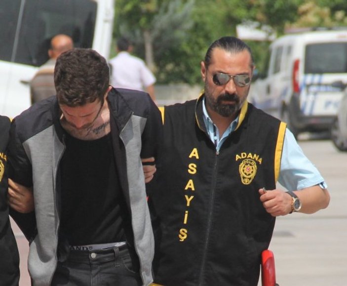 Adana'da gasp zanlısı kolundaki dövmeden yakalandı