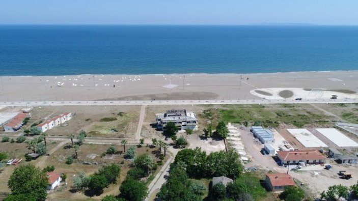 Karacabey Boğazı plajının inşası sürüyor