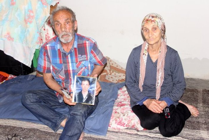Adana'da inşaata yerleşen anne-babaya devletten yardım
