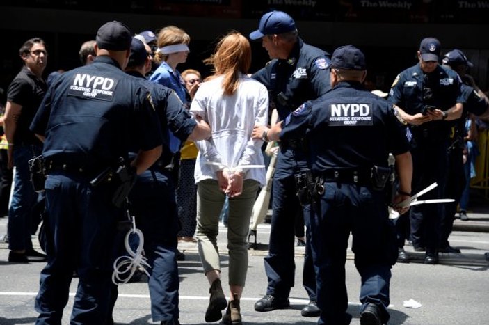 New York Times protestosunda 70 kişiye gözaltı