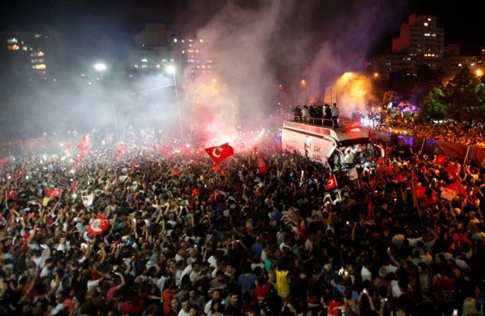 İstanbul'un 39 ilçesinden 28'i İmamoğlu dedi