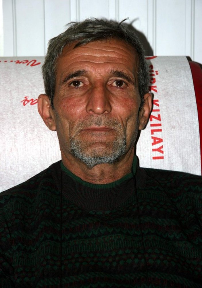 Zonguldak'ta kadavra olmak isteyen adamı ölünce gömdüler