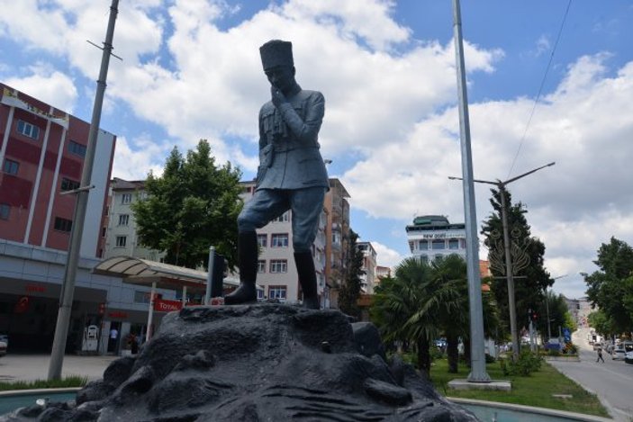 Bilecik'te Atatürk heykeli restore edilecek
