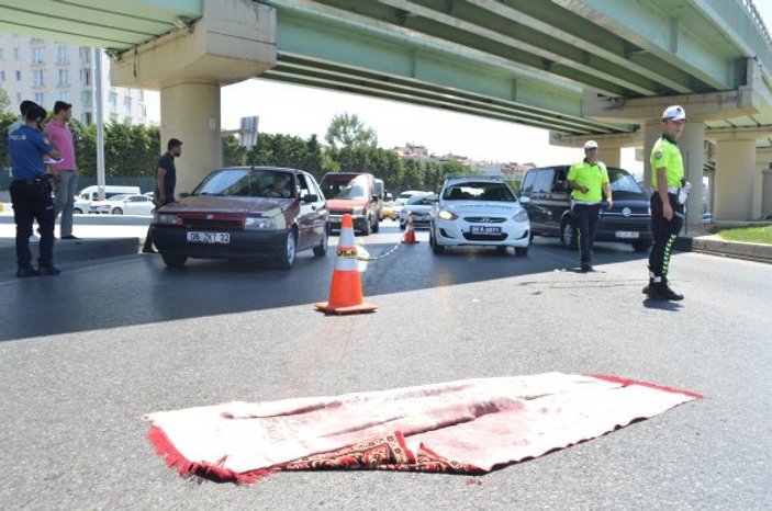 İstanbul'da otogar girişinde kaza: 1 ölü, 1 yaralı