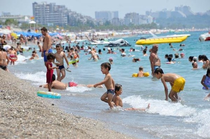 Antalya'nın deniz suyu sıcaklığı arttı