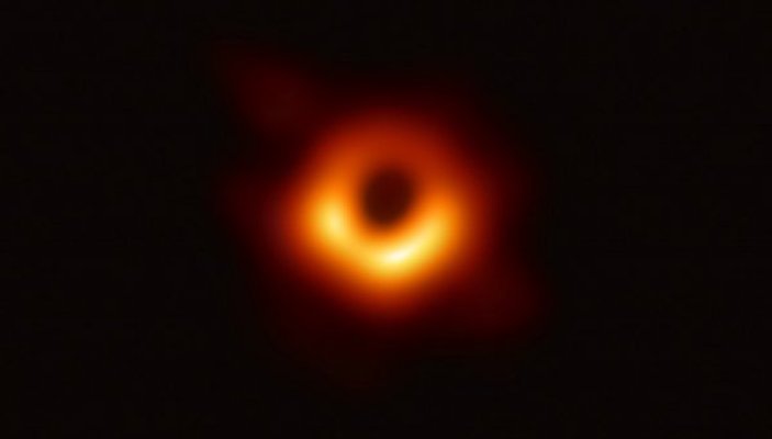 NASA'daki tek Türk profesörden kara deliklerin sırrı