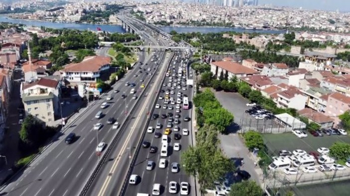 İstanbul trafiği bir yılda saatte 3.7 kilometre yavaşladı
