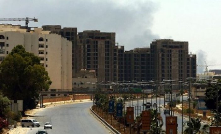 Hafter güçleri Libya'da uluslararası havalimanına saldırdı
