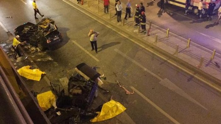 Konya'da iki araç çarpıştı: 7 ölü