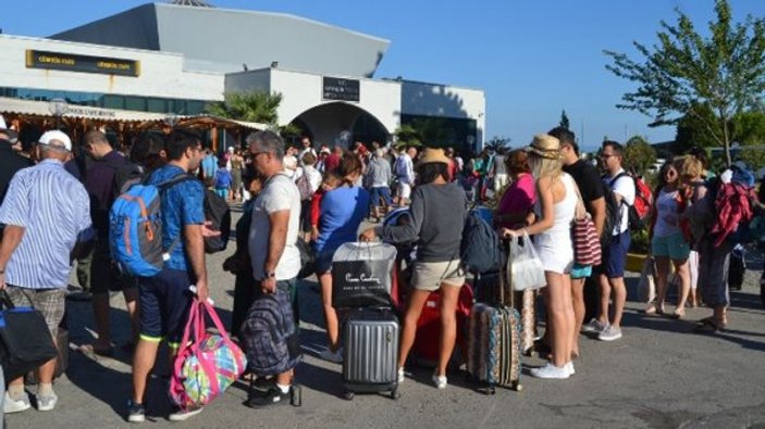 Yunanistan'a giden Türk turist sayısı arttı