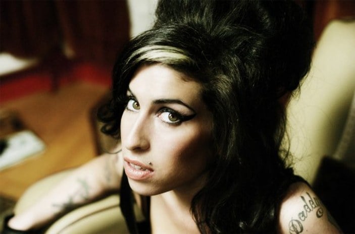 Amy Winehouse kimdir? biyografisi
