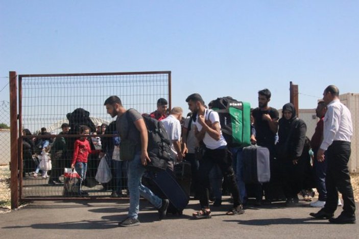 Suriyeliler Kurban Bayramı için ülkelerine gidiyor