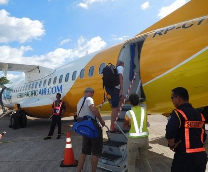 Filipinler'de yolcu uçakları tuvaletsiz olacak