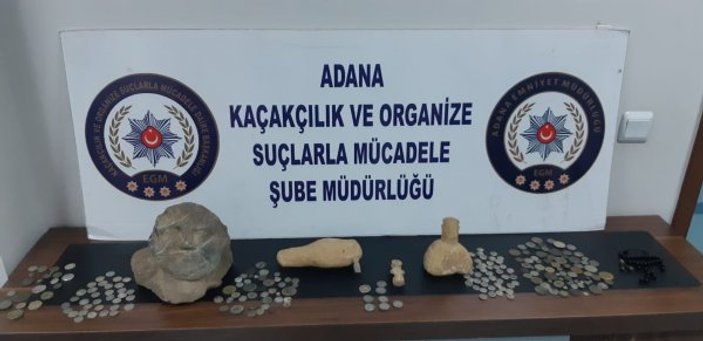 Adana’da araç motorunda tarihi eser kaçakçılığı