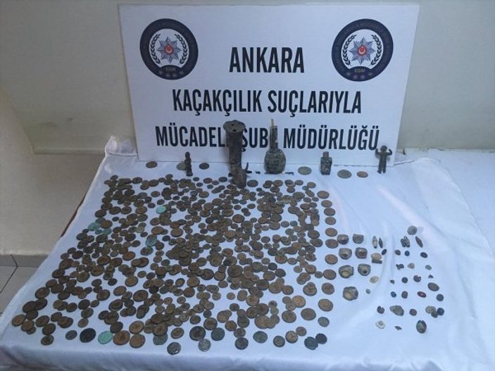 Ankara'da tarihi eser kaçakçılarına operasyon: 2 gözaltı
