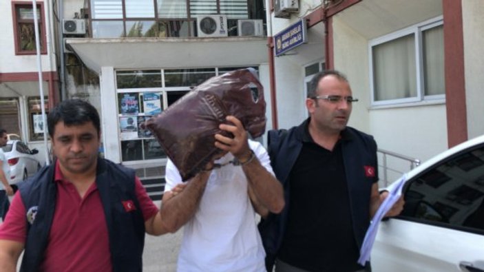 Mersin'de dolmuşta yankesicilik yaptı, Adana'da yakalandı