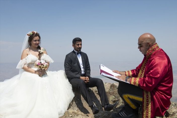 Tekelti Dağı'nda nikah töreni