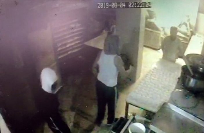 İstanbul'da fırın çalışanları hırsızları umursamadı