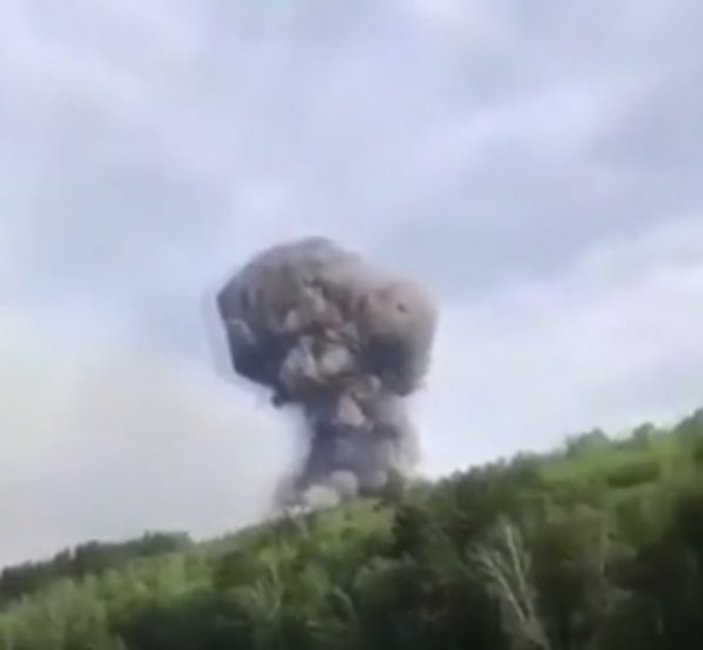 Rusya'da askeri birlikte patlama meydana geldi