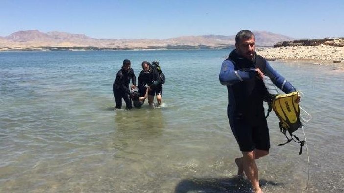 Malatya'da göle giren İranlı 4 kardeşten biri boğuldu