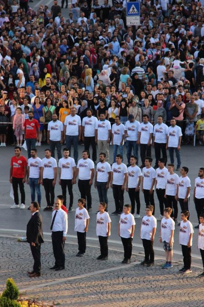 Sivaslılar, Gardaşlık Festivali'nde halaya durdu