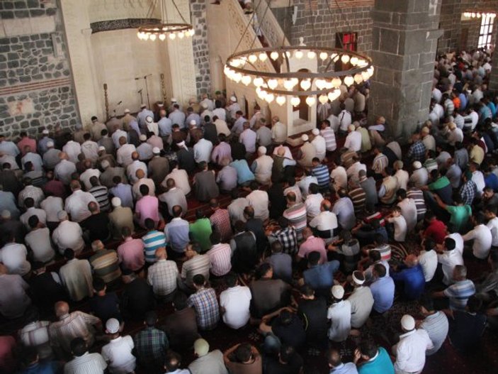 Diyarbakır'da Şafilerin namaz kılma bölümü kapatıldı