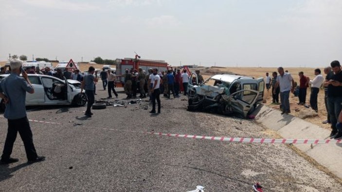Diyarbakır'da kaza: 3 ölü, 14 yaralı