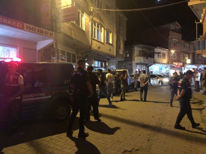 Zonguldak'ta tuvalet sırasında taşlı sopalı kavga çıktı