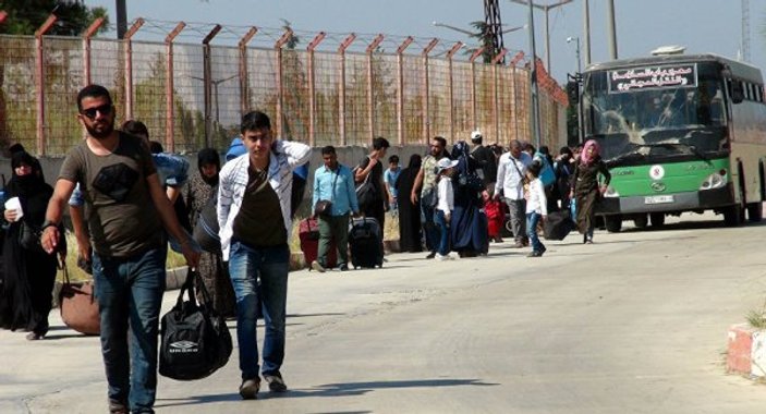 Almanya, memleketine giden Suriyelileri sınır dışı edecek