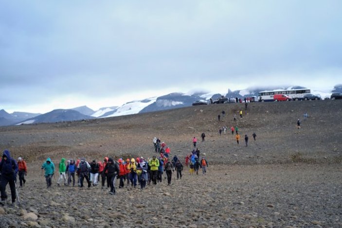 İzlanda'da 'ölen' ilk buzul için tören