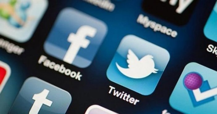 Facebook ve Twitter Çin'deki bazı hesapları askıya aldı