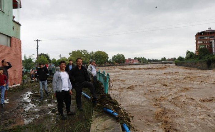 Samsun'daki sel nedeniyle 2 kişi hayatını kaybetti
