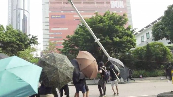 Hong Kong'ta yüz tanıma kuleleri yıkıldı