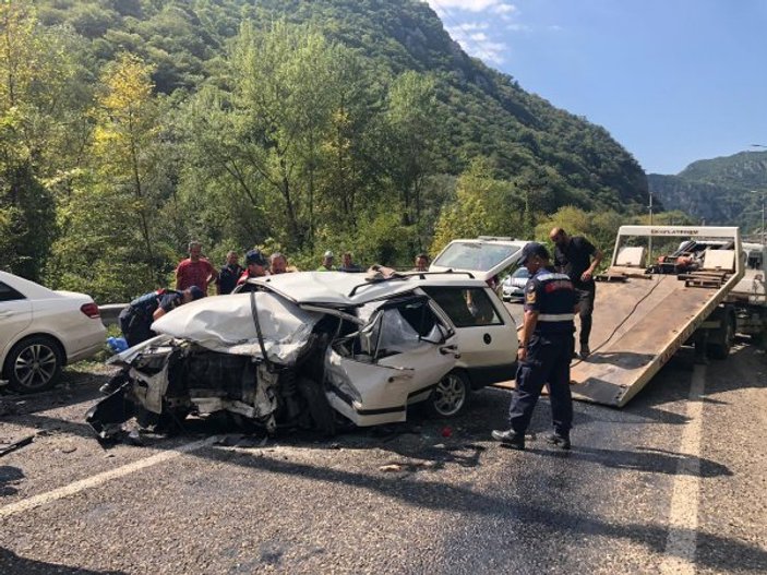 Karabük'te kaza: 2 ölü, 7 yaralı