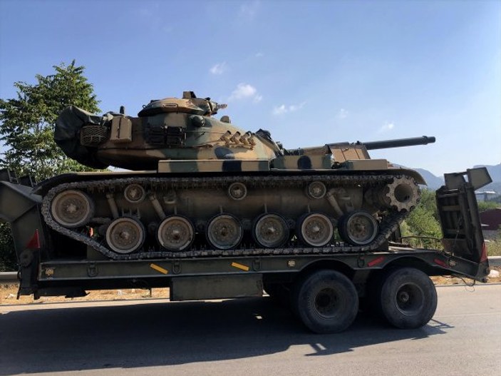 Suriye sınırına tank takviyesi yapıldı