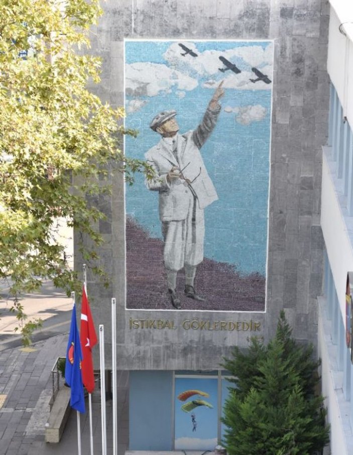 Türk Hava Kurumu, Atatürk mozaiğini yeniledi