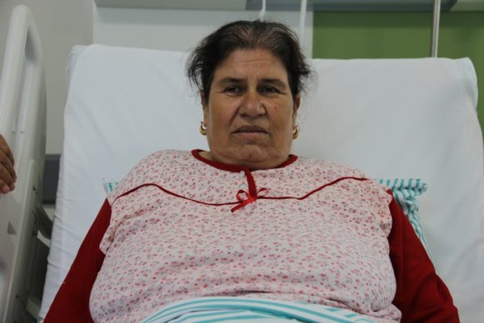 Manisa'da bir kadının karnından 7 kiloluk kitle çıktı