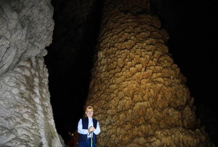 30 milyon yıllık mağaradan ezan sesi yükseldi