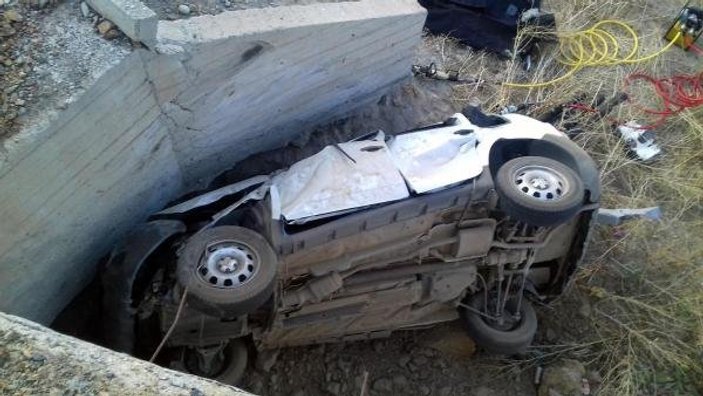 Erzurum'da katliam gibi kaza: 2'si çocuk, 5 ölü