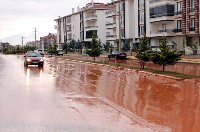 Aksaray’da şiddetli yağış büyük hasar yarattı
