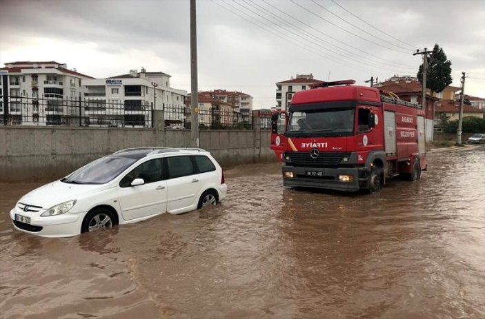 Aksaray’da şiddetli yağış büyük hasar yarattı
