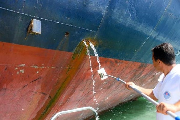 Akdeniz'i kirleten gemilere 14,5 milyon lira ceza kesildi