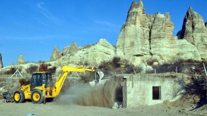 Kapadokya’da 152 kaçak yapı yıkıldı