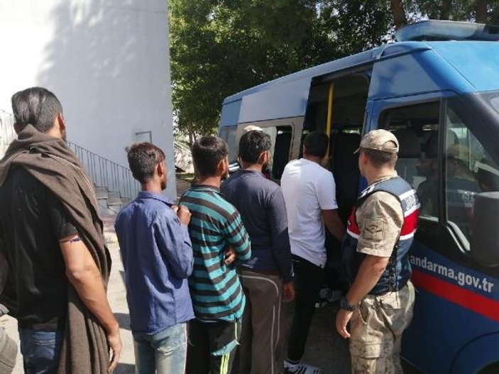 Adıyaman'da 22 kaçak göçmen yakalandı