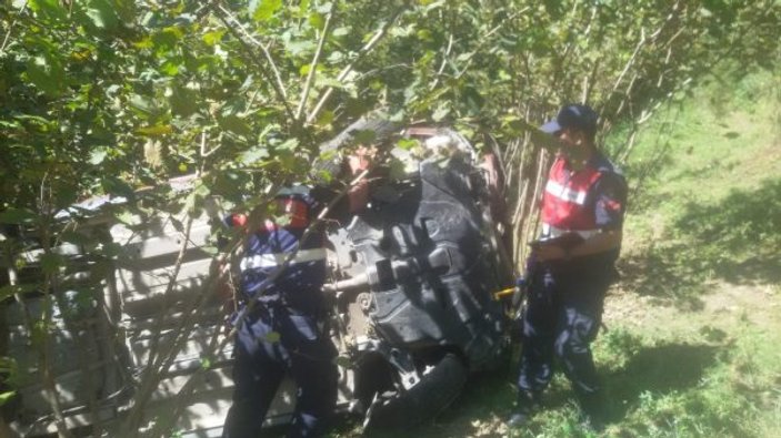 Zonguldak'ta araç 60 metreden dereye yuvarlandı: 1 ölü